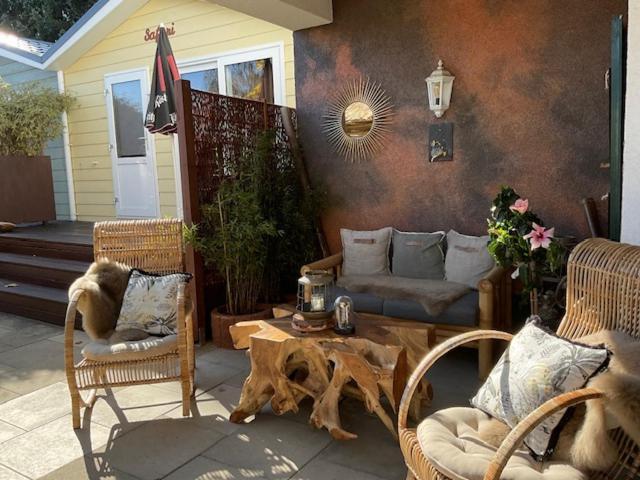 Zu Jeddelohs Bungalows & Apartments -Adult Friendly Gladenbach Экстерьер фото